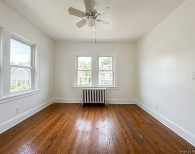 122 Greenvale Avenue - Photo Thumbnail 16