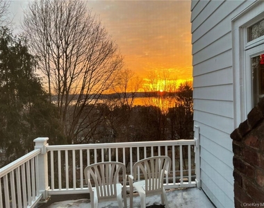 12 Shadyside Avenue - Photo Thumbnail 38