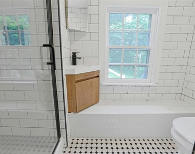 12 Shadyside Avenue - Photo Thumbnail 30
