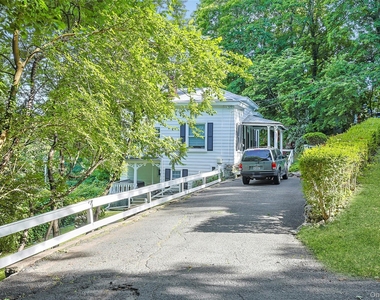 12 Shadyside Avenue - Photo Thumbnail 41