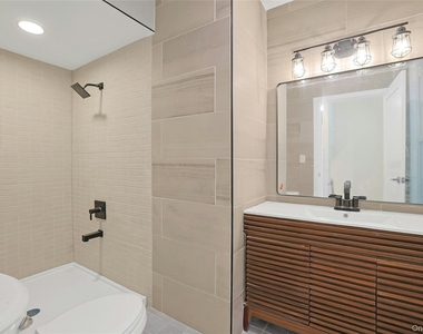 12 Shadyside Avenue - Photo Thumbnail 13