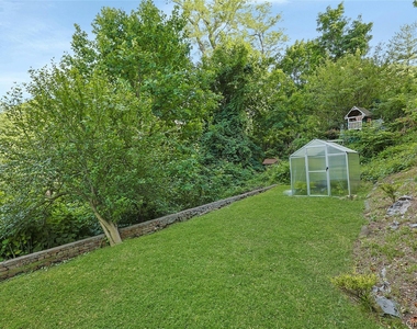 12 Shadyside Avenue - Photo Thumbnail 37