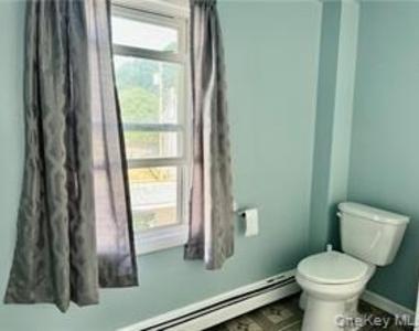 26 E Main Street - Photo Thumbnail 6
