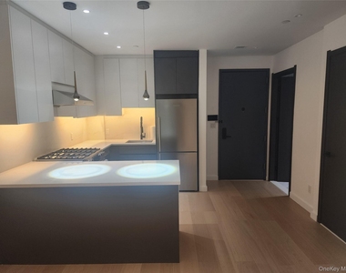 108-15 72 Avenue - Photo Thumbnail 5