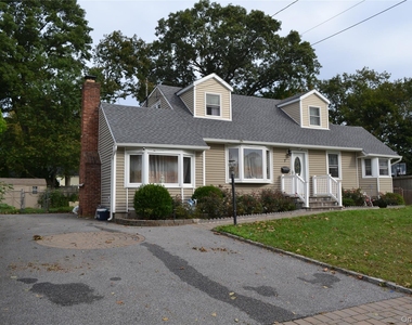 7 Grand Haven Drive - Photo Thumbnail 1