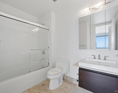 175 Huguenot Street - Photo Thumbnail 12