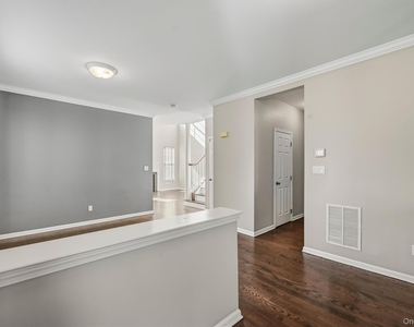 24 Ford Court - Photo Thumbnail 2