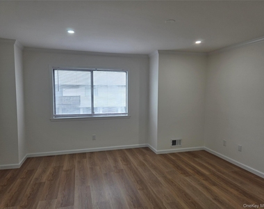 105 Village Road - Photo Thumbnail 8