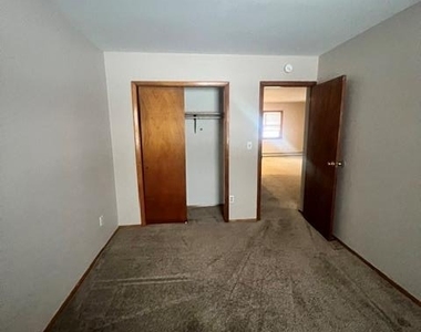 5 New Paltz Rd - Photo Thumbnail 9