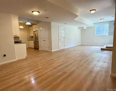39 Waterview Drive - Photo Thumbnail 3