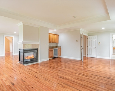86 Victoria Drive - Photo Thumbnail 20