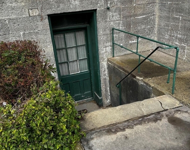 24 Grandview Avenue - Photo Thumbnail 1