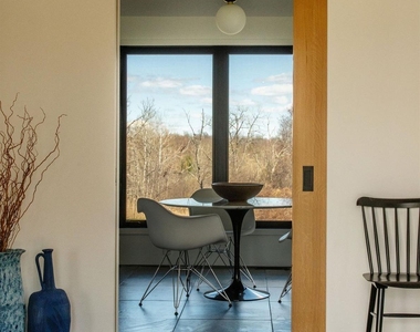 251 Viewmont Road - Photo Thumbnail 5