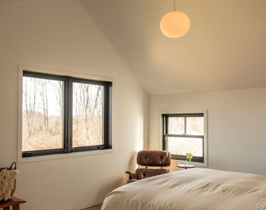 251 Viewmont Road - Photo Thumbnail 13