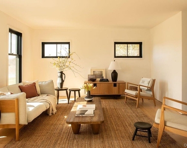 251 Viewmont Road - Photo Thumbnail 9