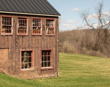 251 Viewmont Road - Photo Thumbnail 1