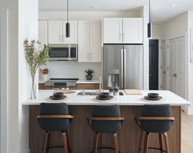 10 Grove - Photo Thumbnail 2