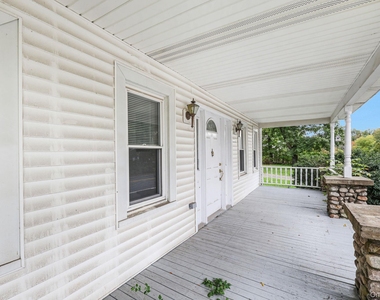 708 Burlingham Road - Photo Thumbnail 3