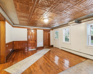 708 Burlingham Road - Photo Thumbnail 5