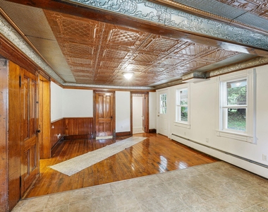708 Burlingham Road - Photo Thumbnail 10