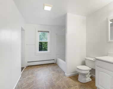 708 Burlingham Road - Photo Thumbnail 18