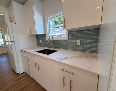 8 Michel Avenue - Photo Thumbnail 28