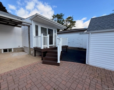 8 Michel Avenue - Photo Thumbnail 41