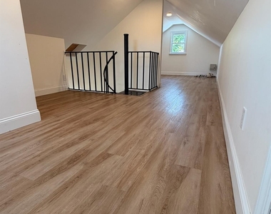 8 Michel Avenue - Photo Thumbnail 17