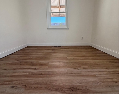 8 Michel Avenue - Photo Thumbnail 47