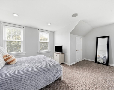55 Cooper Street - Photo Thumbnail 23