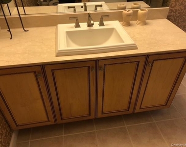 7219 Sandy Dune Way - Photo Thumbnail 13