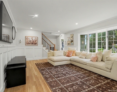 67 Heatherdell Road - Photo Thumbnail 2