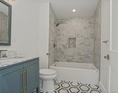 67 Heatherdell Road - Photo Thumbnail 24