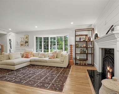 67 Heatherdell Road - Photo Thumbnail 4