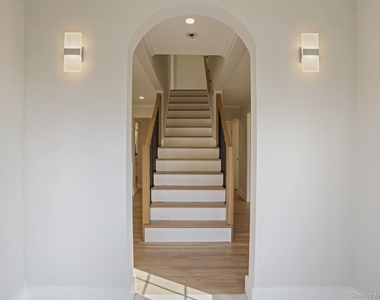 67 Heatherdell Road - Photo Thumbnail 14