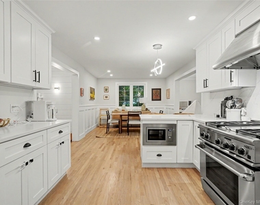 67 Heatherdell Road - Photo Thumbnail 7