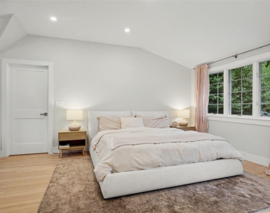 67 Heatherdell Road - Photo Thumbnail 15