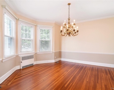 218 Second Avenue - Photo Thumbnail 6