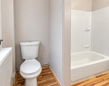 359-361 Forest Avenue - Photo Thumbnail 8
