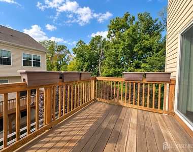 1607 Hights Farm Road - Photo Thumbnail 17