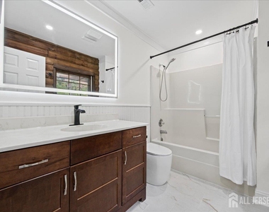 1058 Hoffman Road - Photo Thumbnail 29