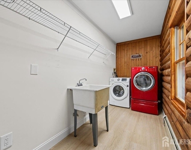 1058 Hoffman Road - Photo Thumbnail 40