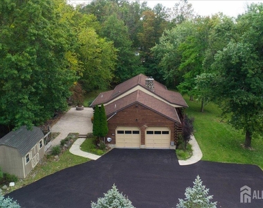 1058 Hoffman Road - Photo Thumbnail 57