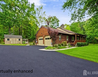 1058 Hoffman Road - Photo Thumbnail 3