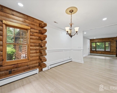 1058 Hoffman Road - Photo Thumbnail 15