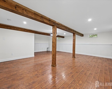 1058 Hoffman Road - Photo Thumbnail 43