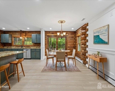 1058 Hoffman Road - Photo Thumbnail 13