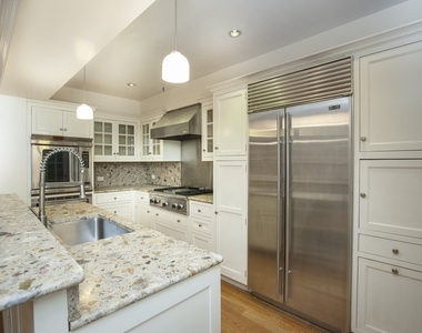27 W 10th Street - Photo Thumbnail 2