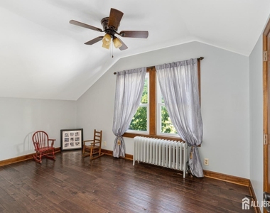 23 Reed Street - Photo Thumbnail 14