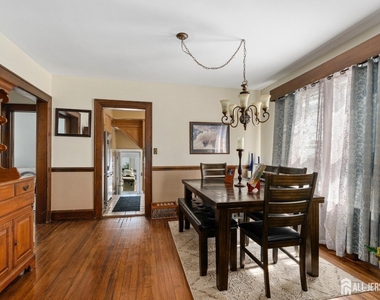 23 Reed Street - Photo Thumbnail 5